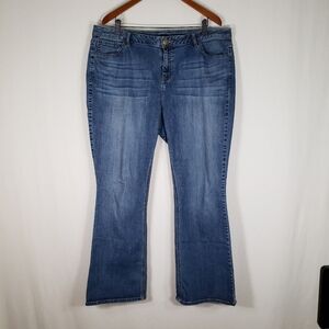 Lane Bryant Mid Rise Boot Cut Size 20 Regular Medium Wash